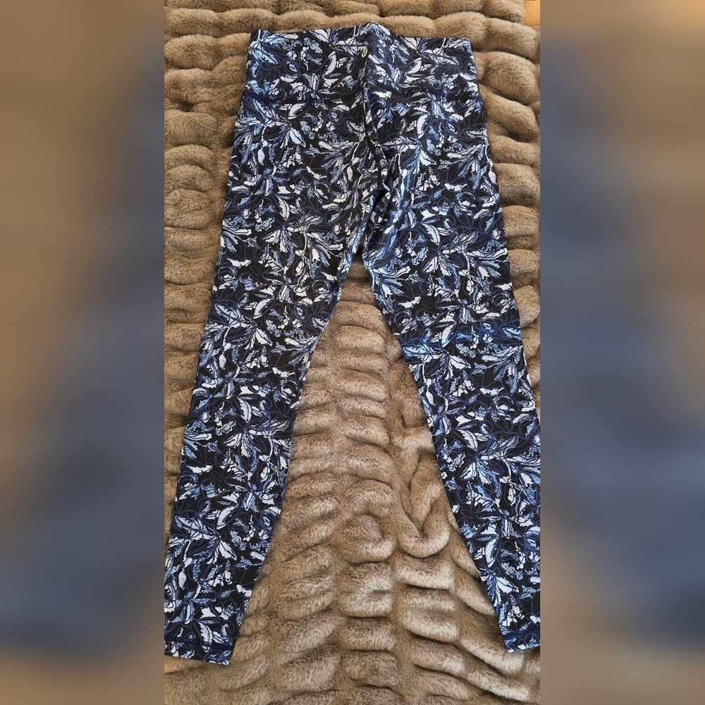 Lululemon Floral Patterned Leggings